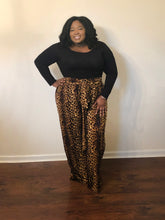 Load image into Gallery viewer, Leopard Spice Palazzo Pants