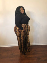 Load image into Gallery viewer, Leopard Spice Palazzo Pants